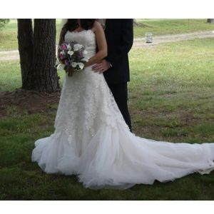 Maggie Sottero wedding dress size 6-8